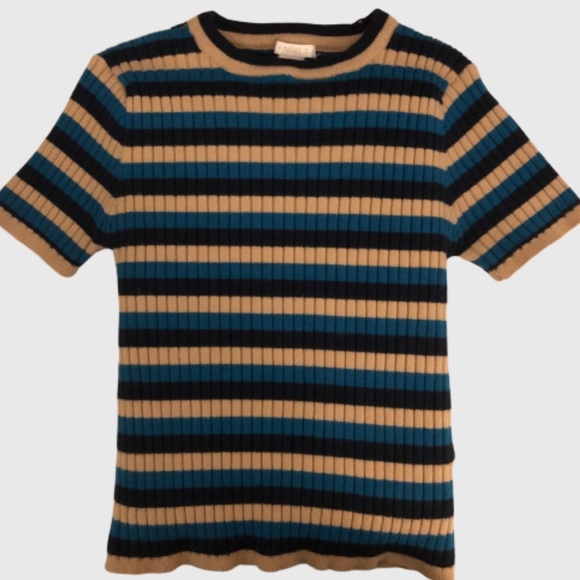 Forever 21 Tops - FOREVER21 Ribbed Striped Crop Top